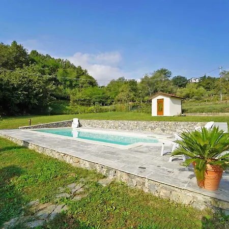 Villa Matilde 12 Pax By Villasretreats